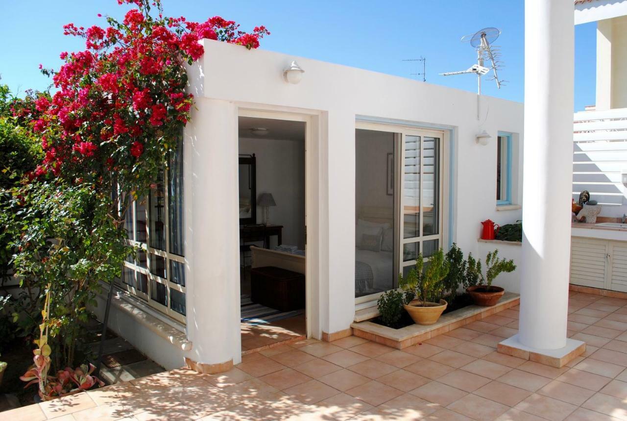 Sunny Garden Studio Hotel Nicosia Exterior foto