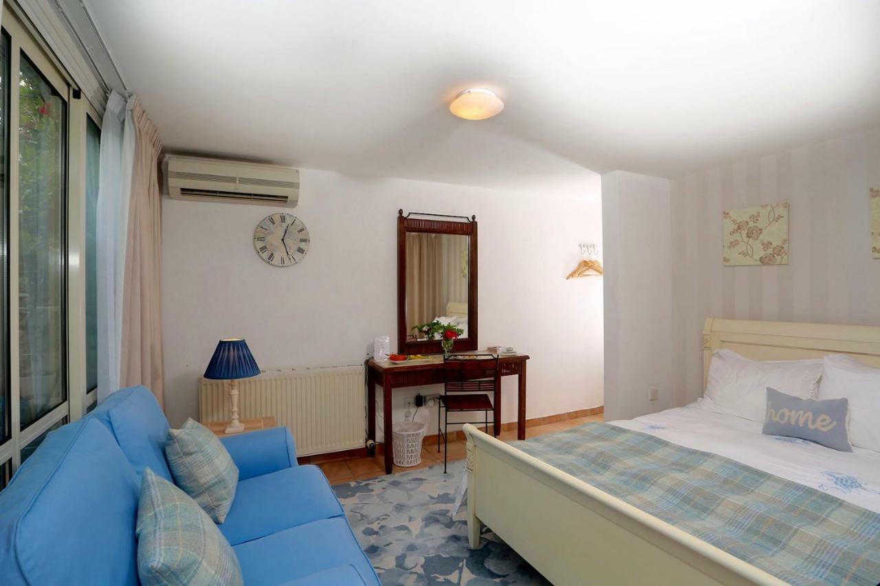 Sunny Garden Studio Hotel Nicosia Exterior foto