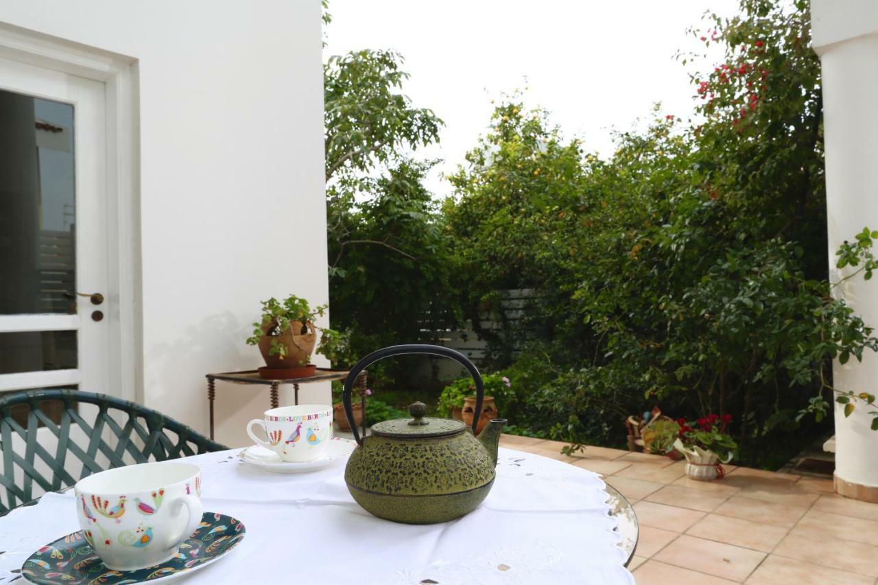 Sunny Garden Studio Hotel Nicosia Exterior foto