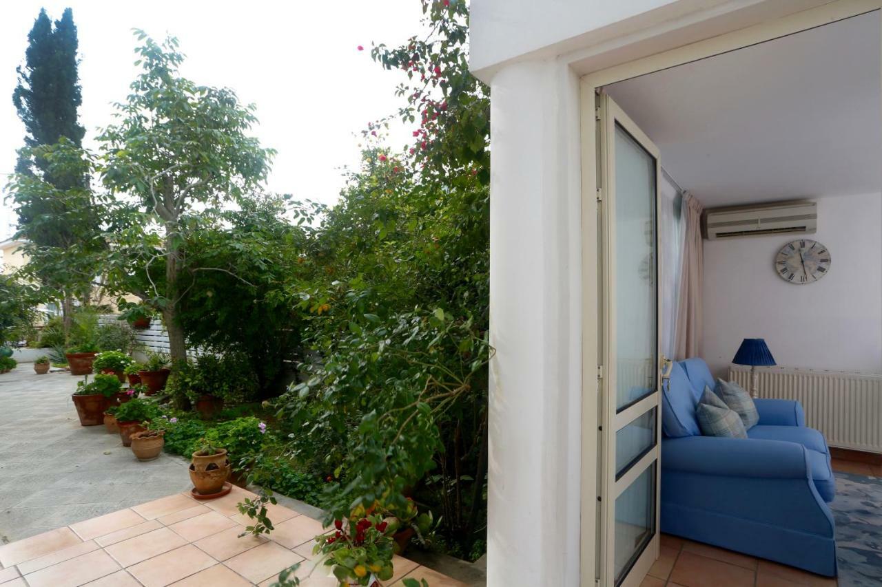 Sunny Garden Studio Hotel Nicosia Exterior foto